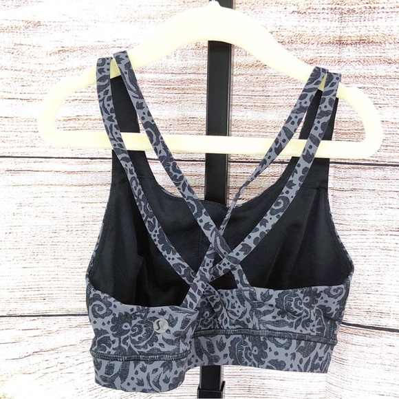 LuluLemon Black and Grey Energy Floral Strappy Sport Bra Size 4 - Picture 3 of 9